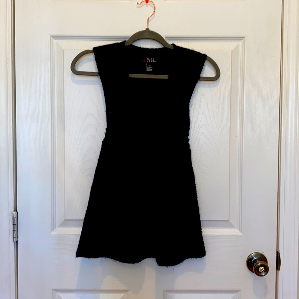 Knot style vest